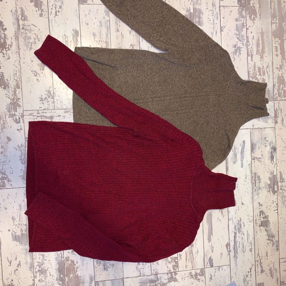 Two cotton turtleneck sweaters Sz. Large